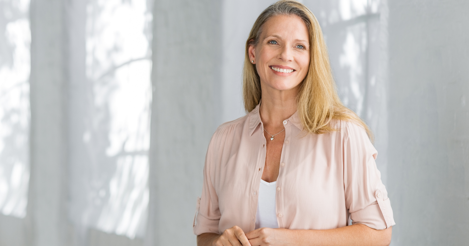 People who become more attractive later in life usually display these 8  behaviors (without realizing it)