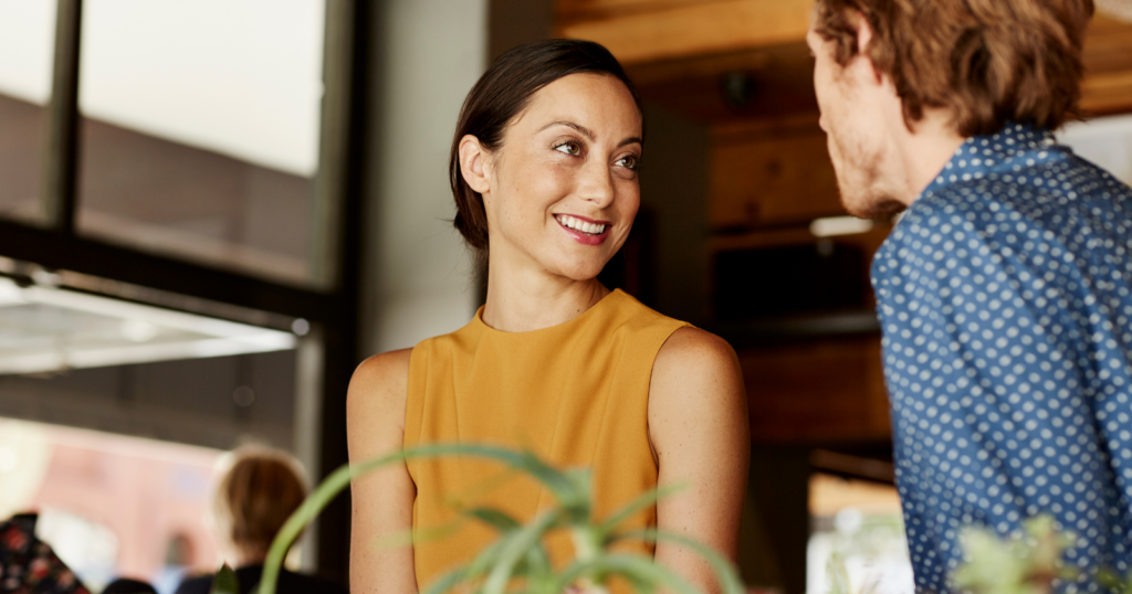 8 classy phrases women use to set boundaries firmly without causing a scene