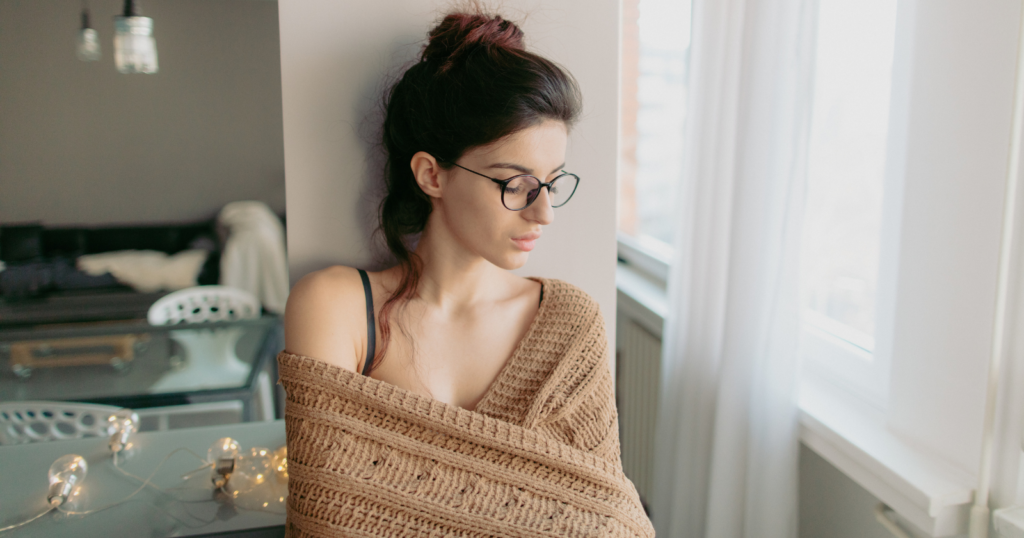 People who never post on social media and prefer to stay private usually display these 9 subtle behaviors