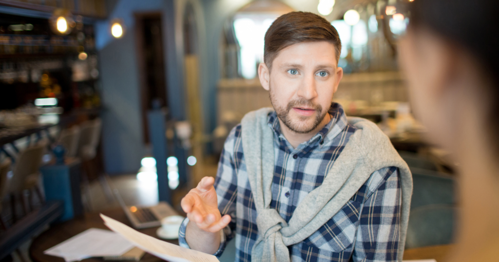 7 signs someone isn’t actually very intelligent, even if they speak with confidence