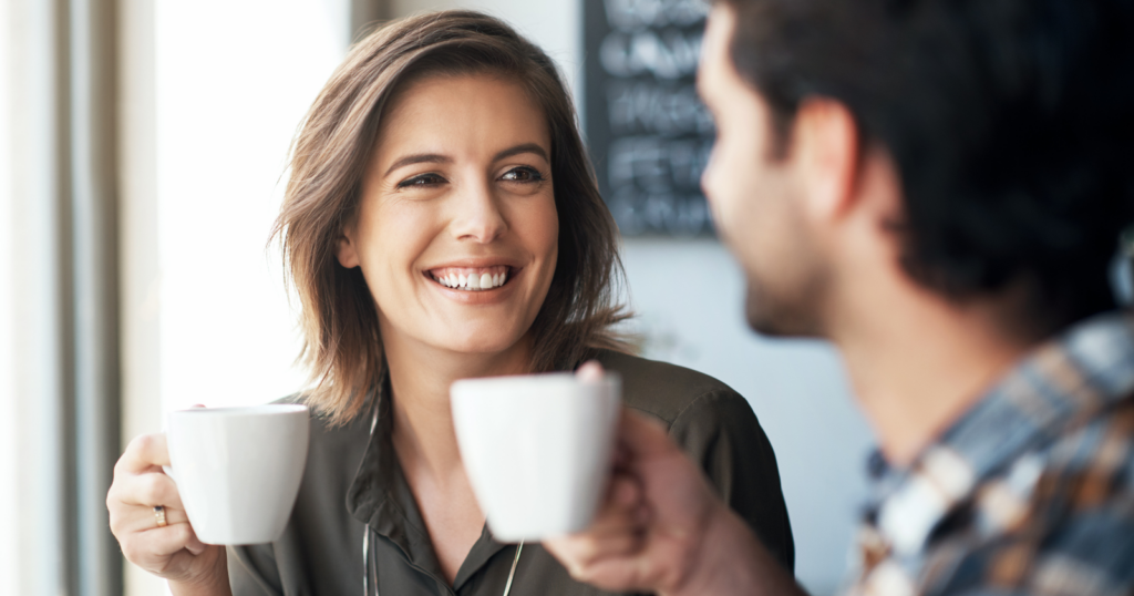 7 behaviors that make a woman objectively attractive, according to psychology
