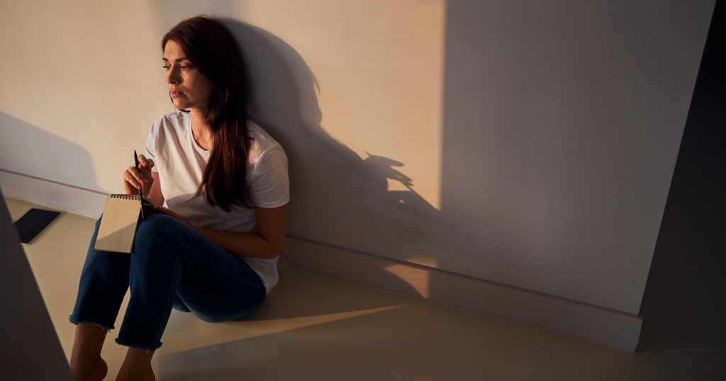 7 quiet habits that lead to social isolation later in life, according to psychology