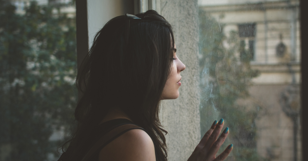 People who genuinely love rainy days usually display these 8 personality traits, according to psychology