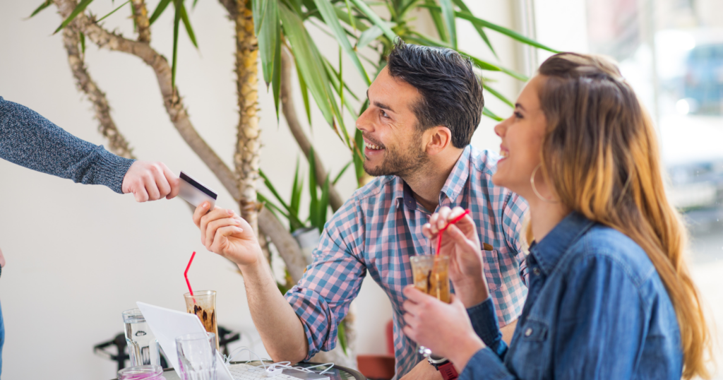 If you automatically offer to split the bill evenly, psychology says you probably display these 7 unique traits