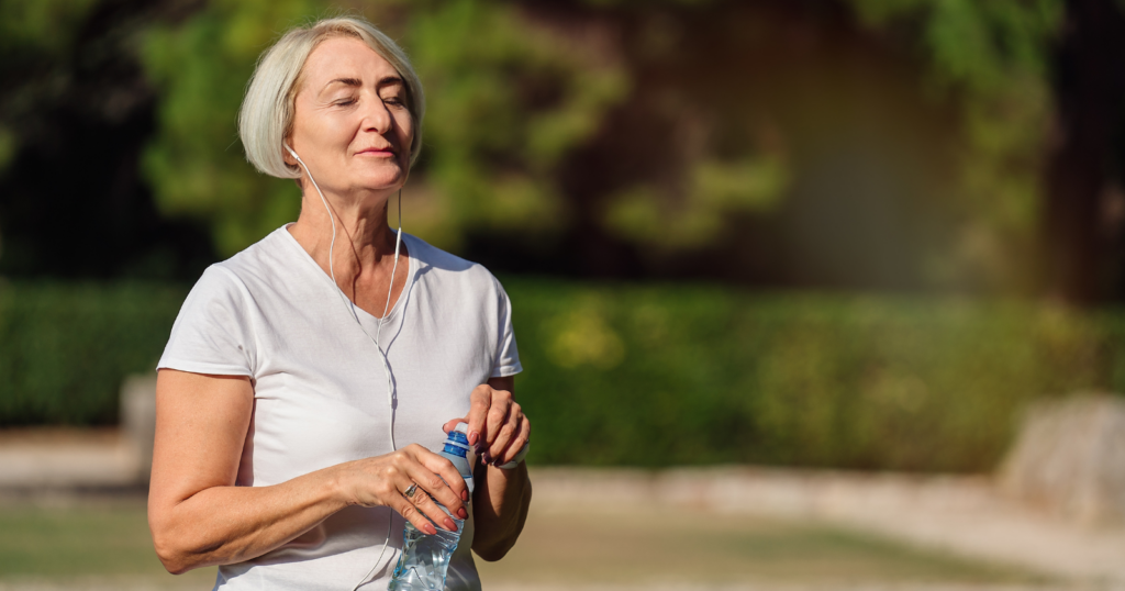 8 quiet behaviors people display at 70 when they’ve finally stopped comparing their life to the one they imagined at 30