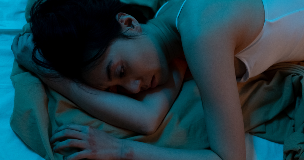 If you always wake up between 3-5 AM without an alarm, your brain is warning you about these 6 things