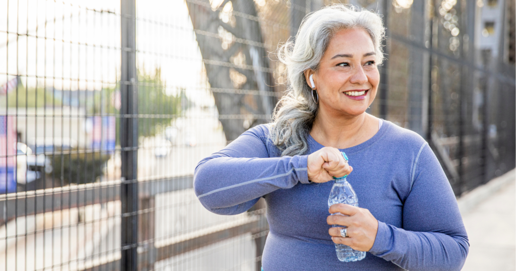 People who still glow in their 60s and 70s tend to practice these 8 lifestyle habits