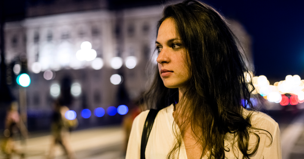 People who have no one to check on them usually display these 8 quiet behaviors
