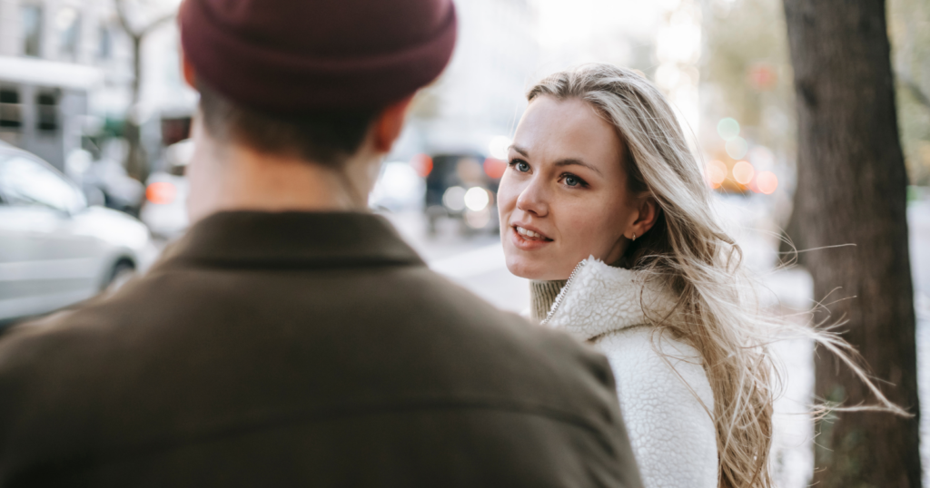 10 phrases emotionally intelligent people use without realizing how powerful they sound