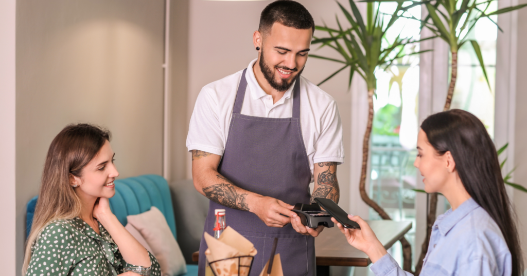 7 ways you’re tipping that instantly tell service workers exactly what class you come from