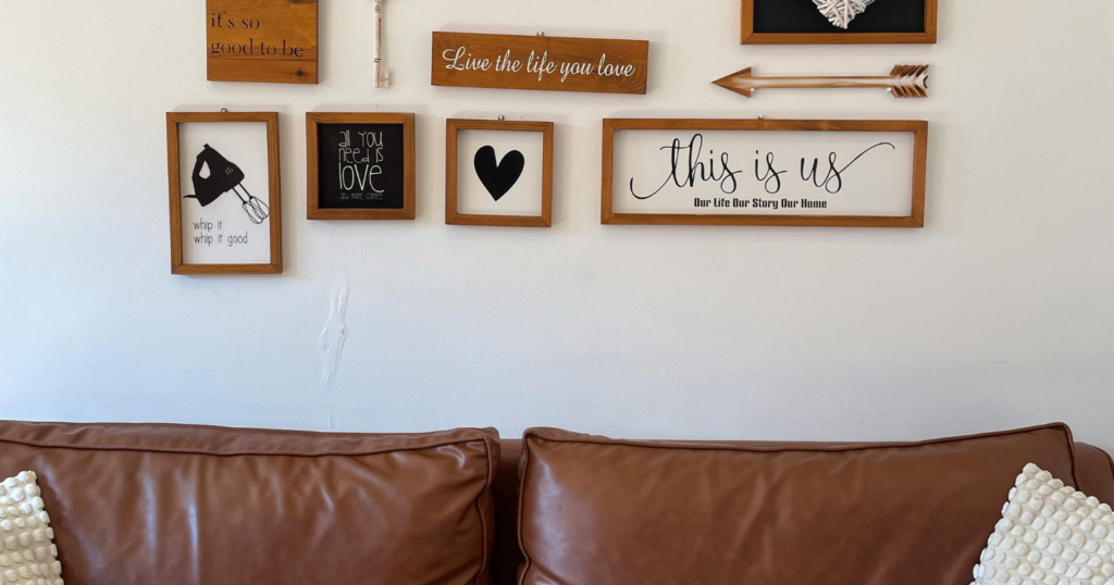 8 things middle-class families display in their homes thinking it looks sophisticated that wealthy people find painfully obvious