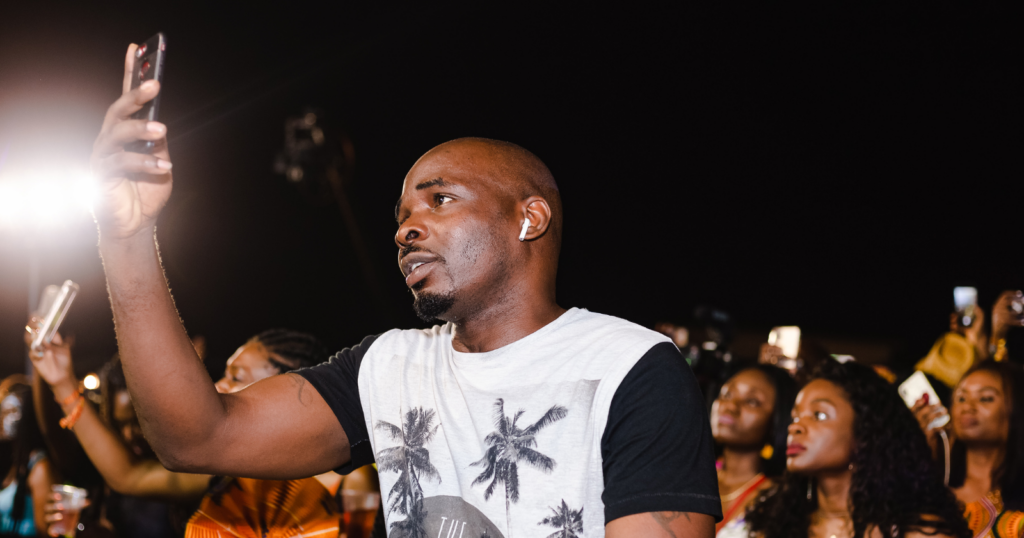 People who film everything at concerts instead of watching usually have these 8 traits, according to psychology