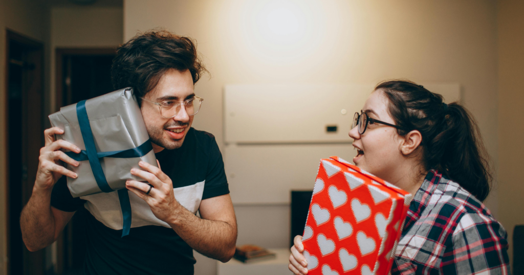 Psychology says people who choose practical gifts over sentimental ones usually display these 7 rational qualities