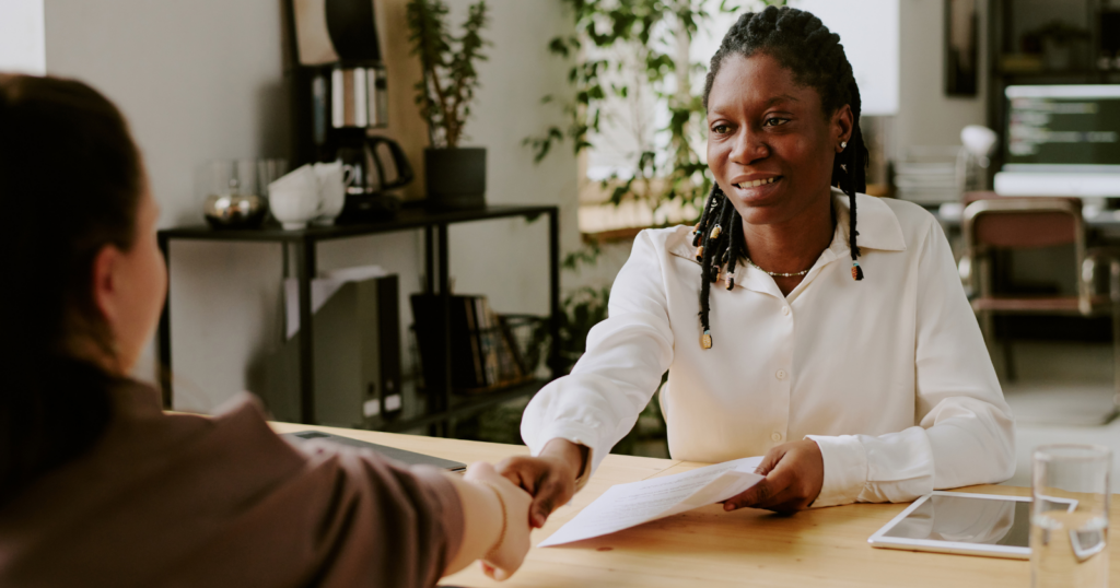 There’s a small behavior hiring managers notice in the first 10 seconds that predicts job performance better than any interview question