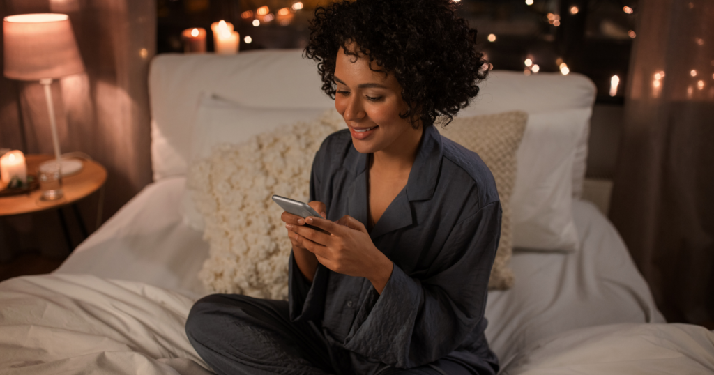 Psychology says people who send thank-you texts after being hosted for dinner display these 9 traits that make others want to invite them back