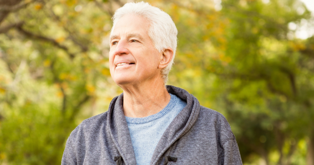 Psychology says the single biggest predictor of mental sharpness after 70 isn’t puzzles or reading — it’s the willingness to have your mind changed, and most people quietly stop allowing that by their mid-50s