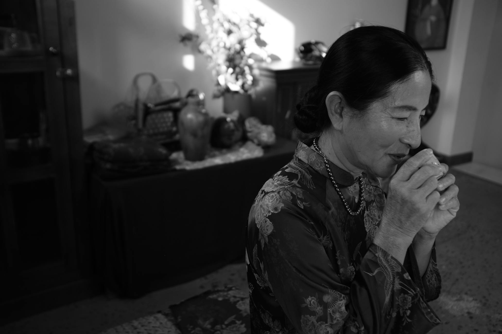 woman drinking tea silence