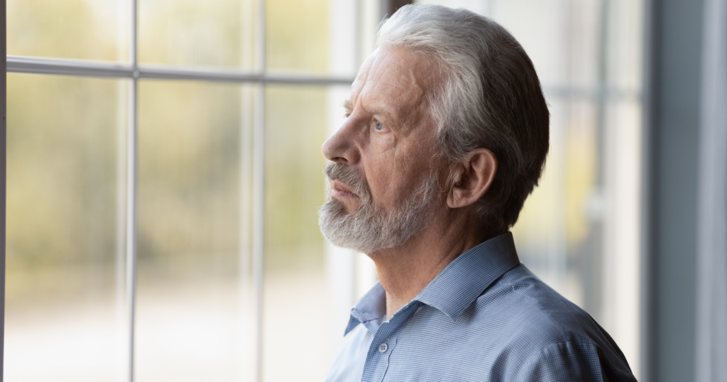 Psychology says parents who feel their adult children don’t love them aren’t being dramatic — they’re detecting the difference between maintenance-level contact and genuine emotional investment, and that distinction becomes unbearable once you finally notice it