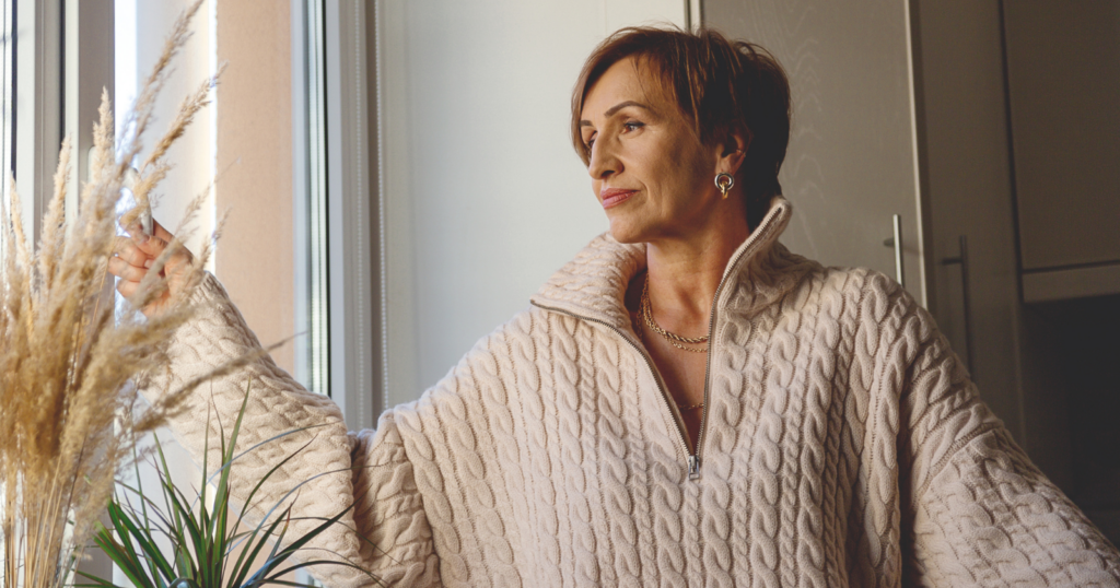 Most people don’t realize that adults without children aren’t avoiding responsibility—they’re carrying a different kind. Research shows they become the unseen infrastructure of everyone else’s family, and that role is both chosen and completely invisible