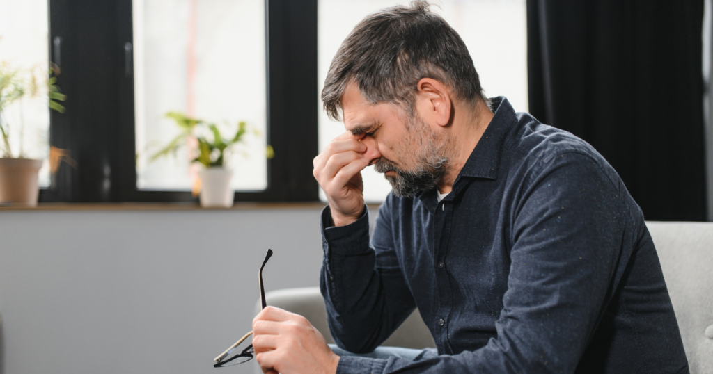 I’m 65 and I have spent most of my adult life believing I was a good friend and the last two years discovering I wasn’t, that I was attentive when I felt like it, generous when it cost me nothing, present when presence was easy, and the evidence for this revision isn’t dramatic — it’s just the quiet of my phone, the shortness of the list of people I could call in a real moment, the specific quality of a Saturday that belongs to nobody