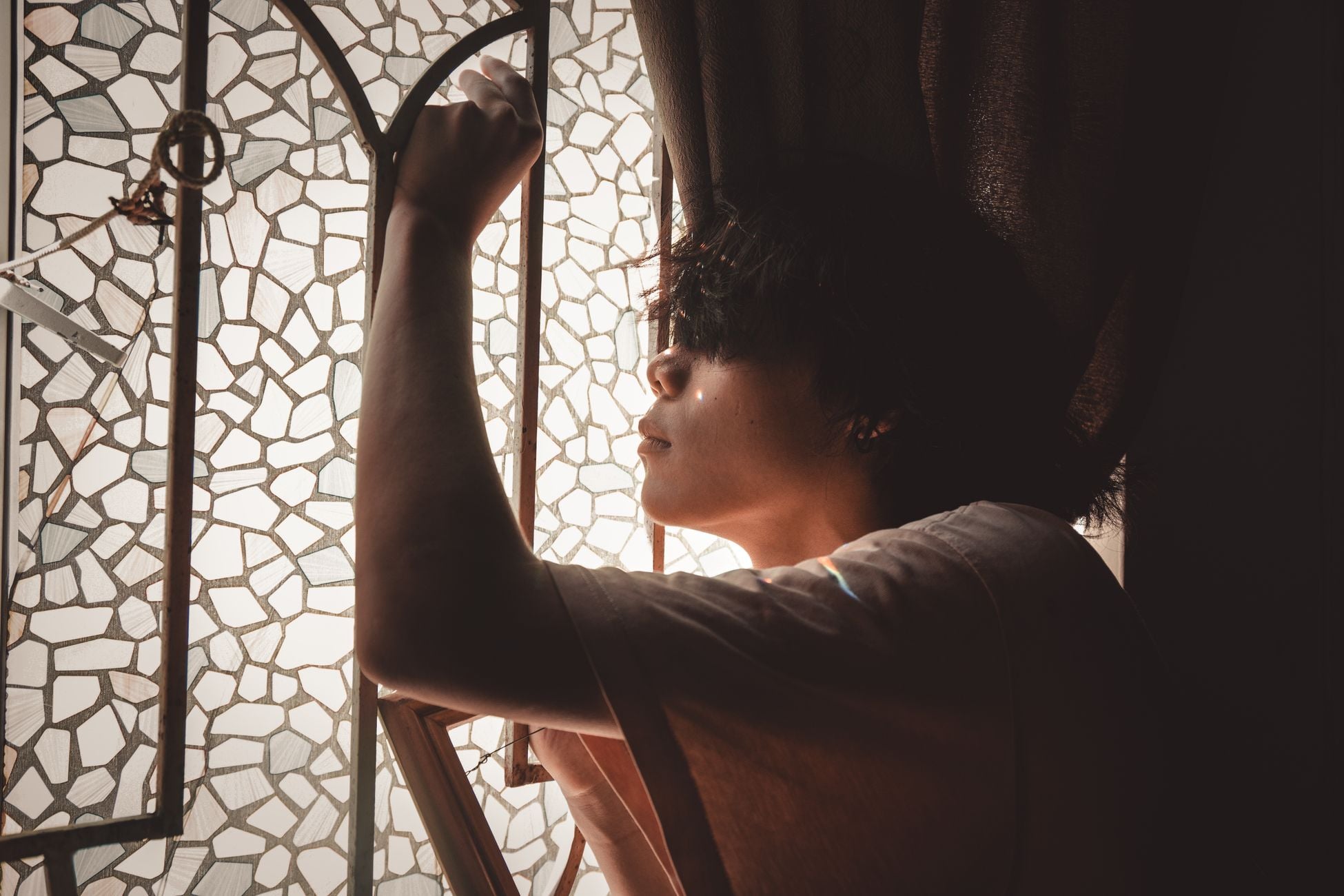 Quote by Carl Jung: Loneliness does not come from having no people around you, but from being unable to communicate the things that seem important to oneself
