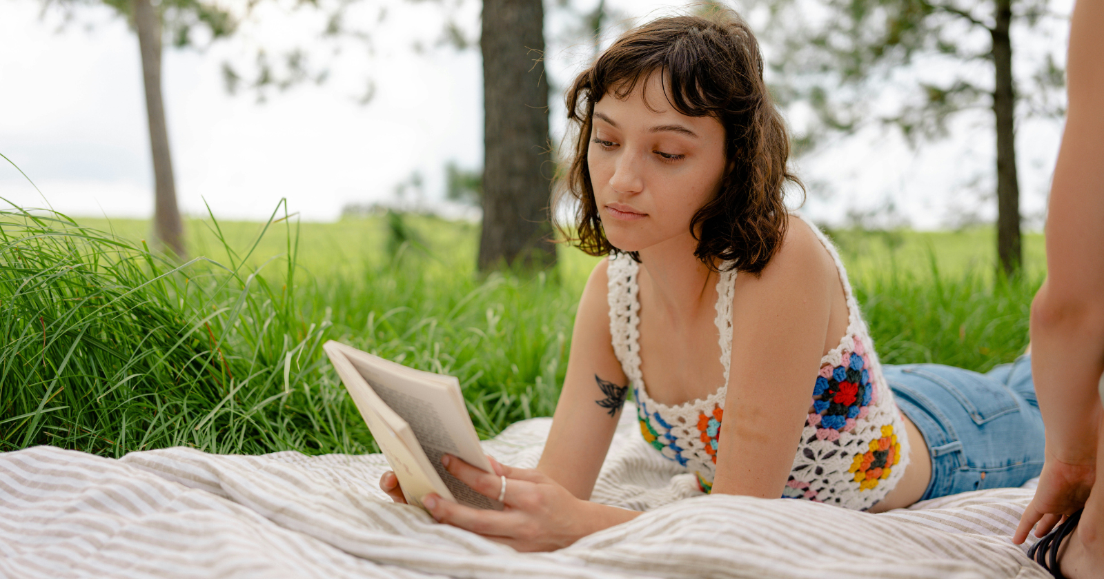 The difference between the words you recognize and the words you actually use — and what that gap says about how you learned them